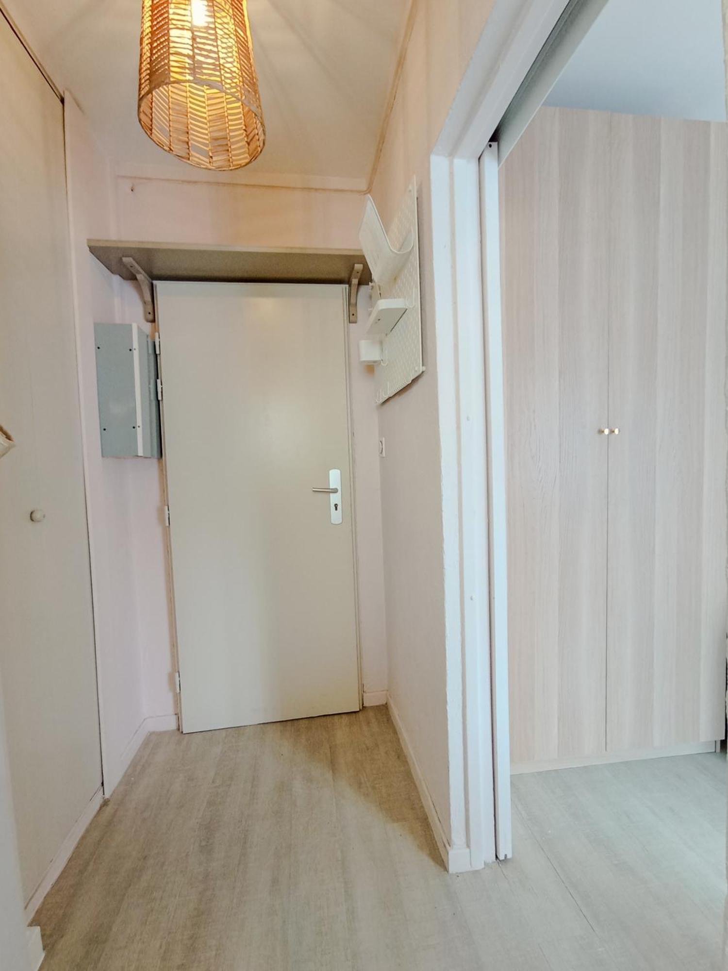 Apartamento Studio 50M Tram Parking Gratuit 13Min Gare Montpellier Exterior foto