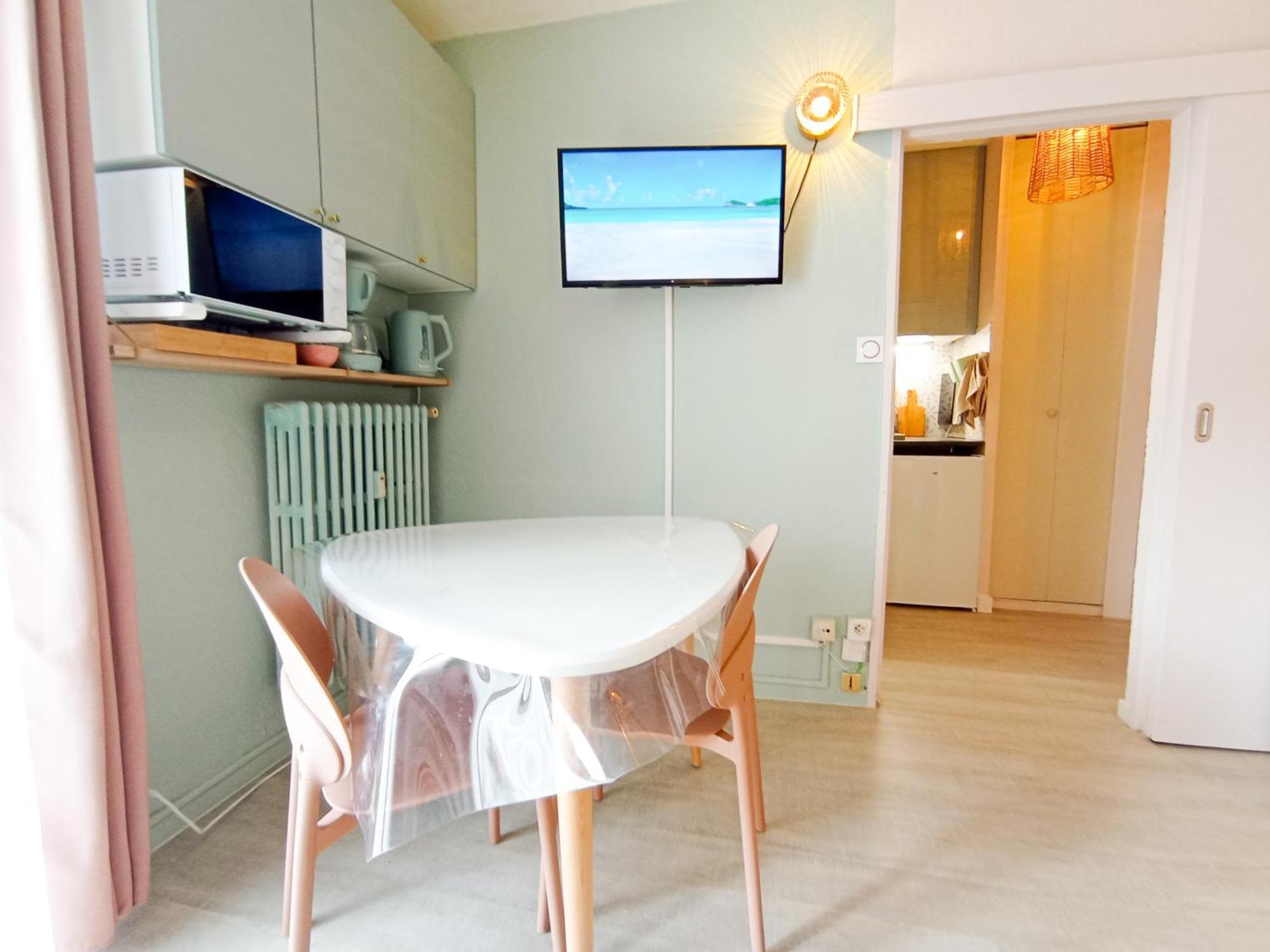 Apartamento Studio 50M Tram Parking Gratuit 13Min Gare Montpellier Exterior foto